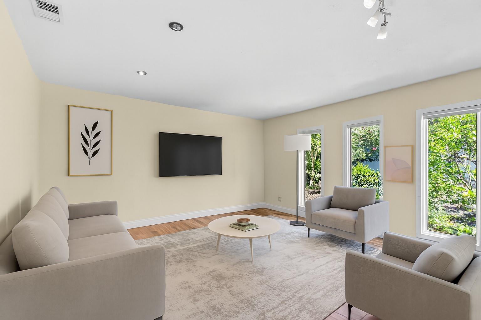 Image 6 of 30 For 546 Orangewood Drive