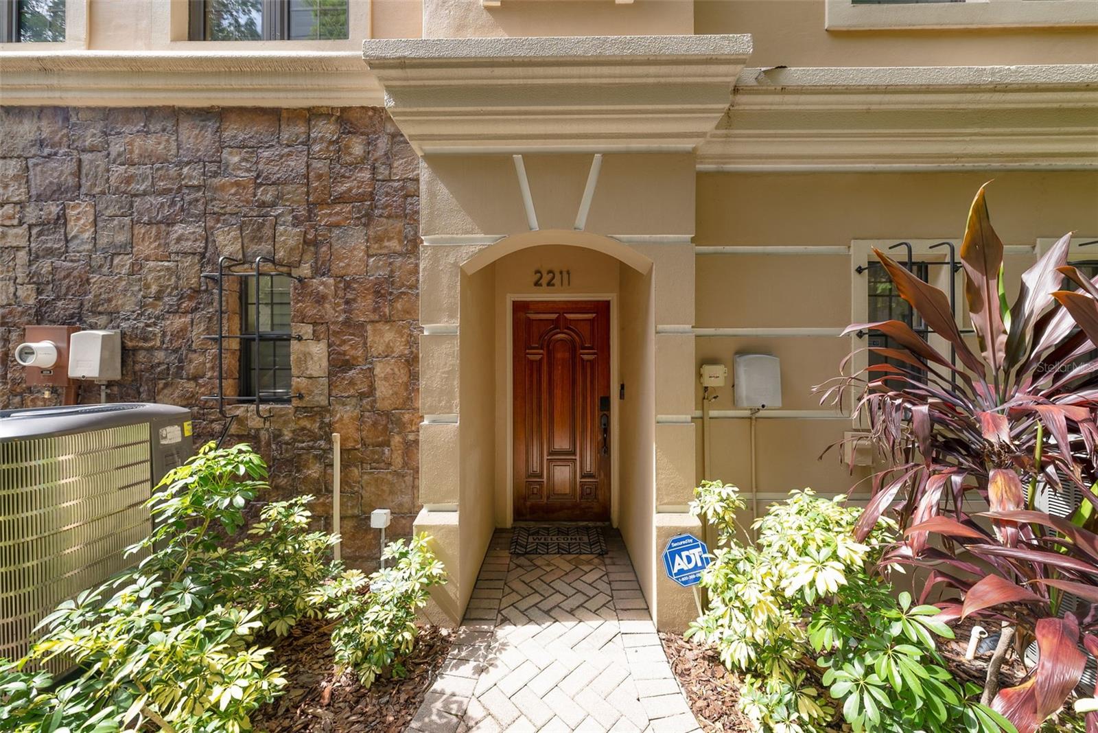 Image 2 of 31 For 2211 Soho Bay Court