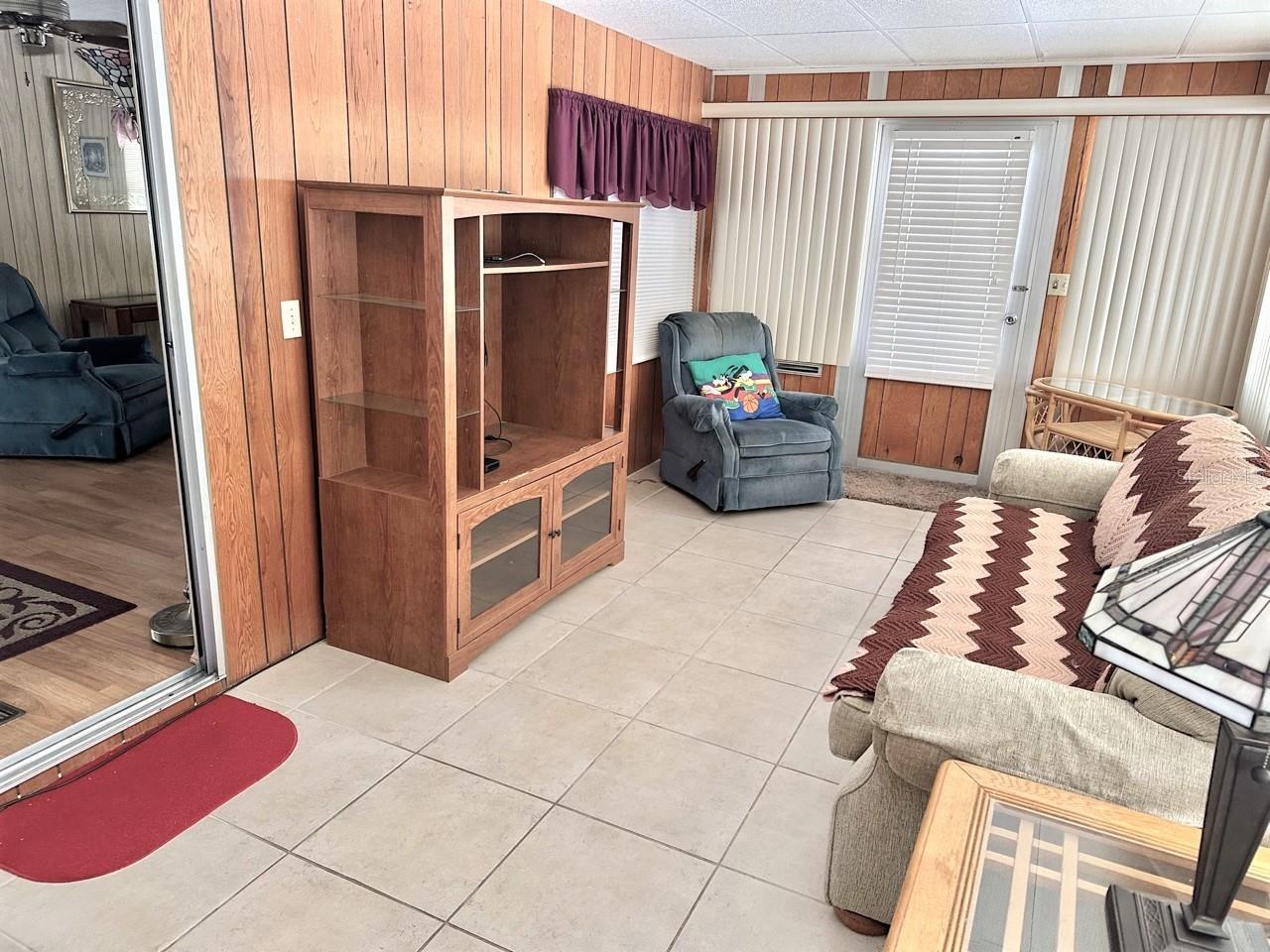 Image 4 of 14 For 6100 62nd Avenue N 61