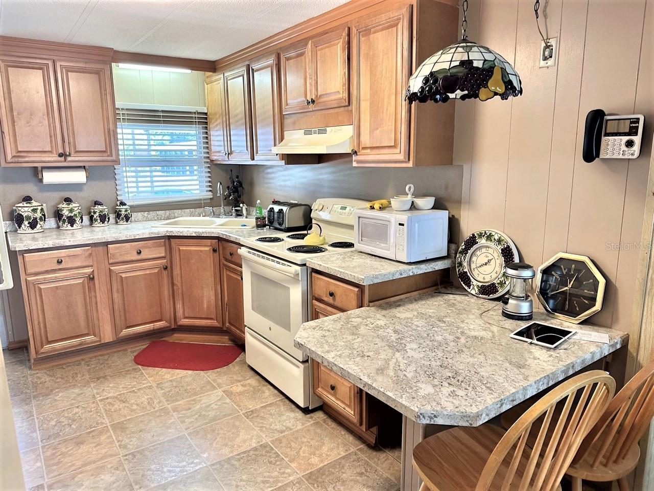 Image 5 of 14 For 6100 62nd Avenue N 61