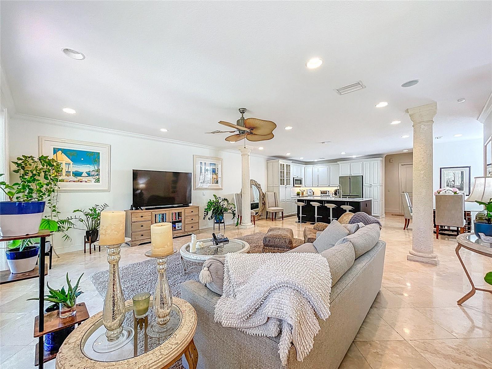 Image 12 of 30 For 4847 Flamingo Road 5