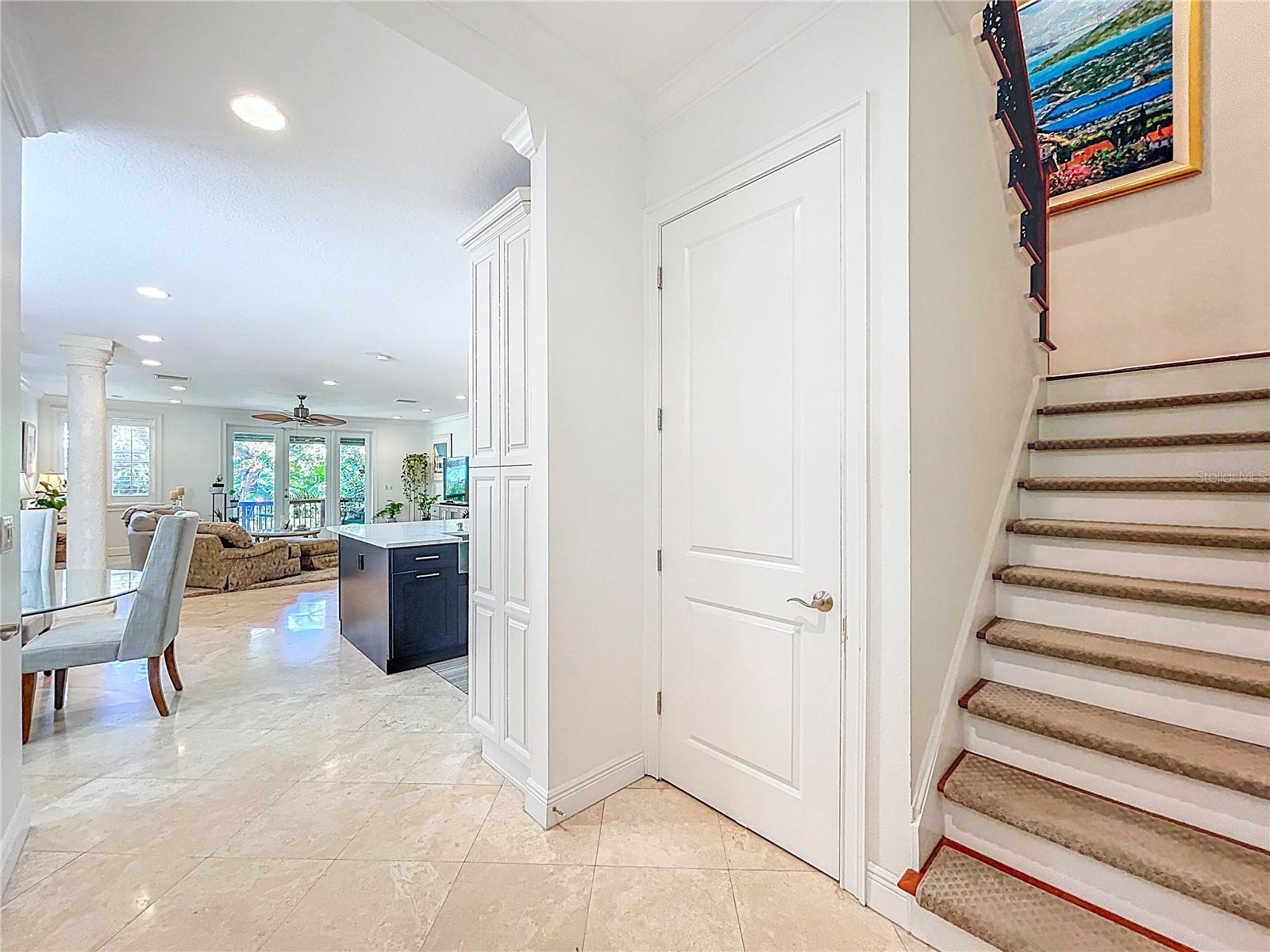 Image 8 of 30 For 4847 Flamingo Road 5