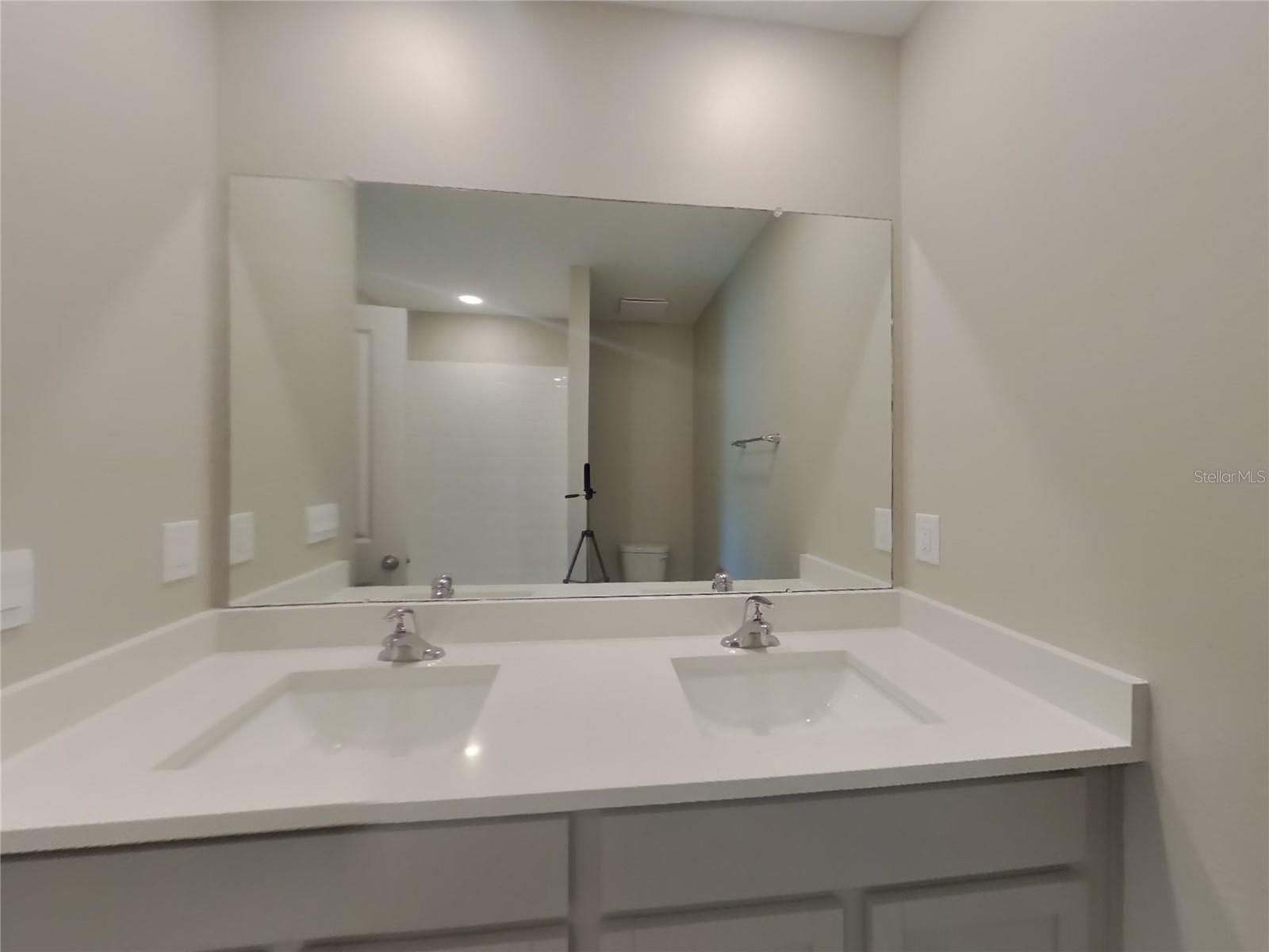 Image 6 of 15 For 7081 Broad River Avenue