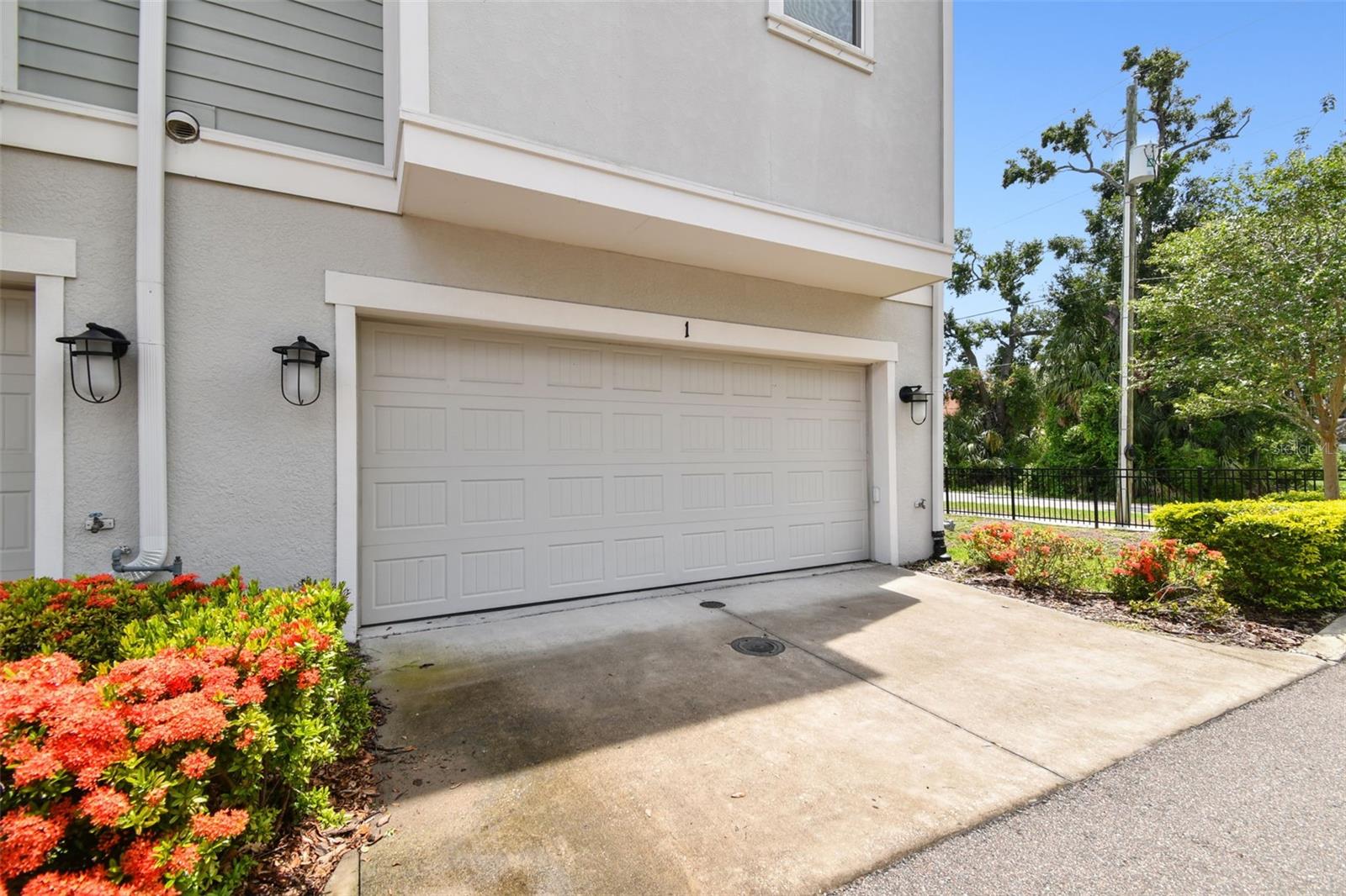 Image 22 of 27 For 115 Arrawana Avenue 1