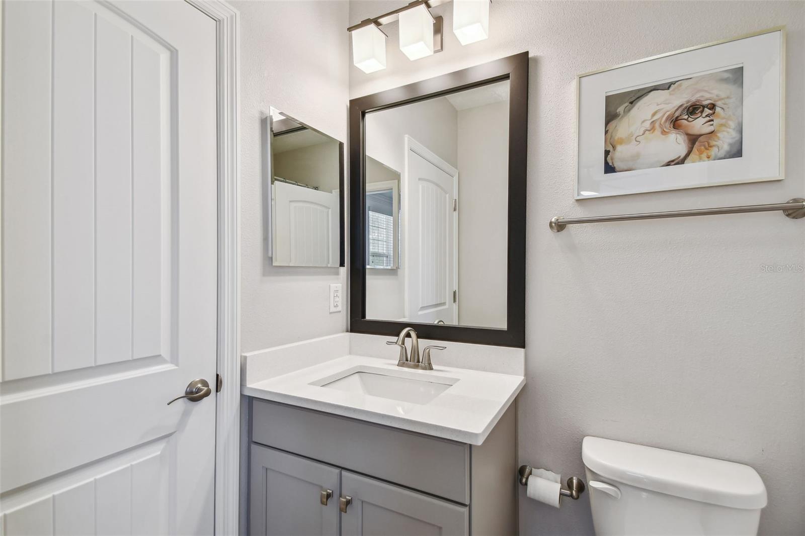 Image 6 of 27 For 115 Arrawana Avenue 1