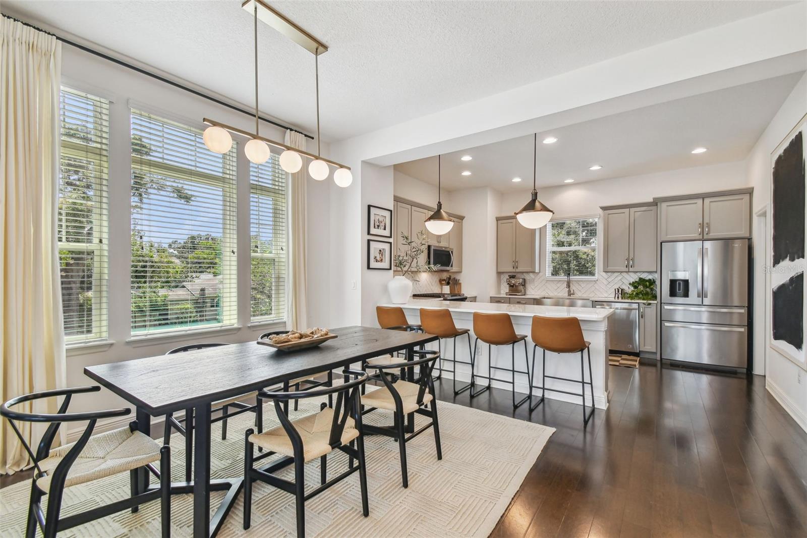 Image 9 of 27 For 115 Arrawana Avenue 1