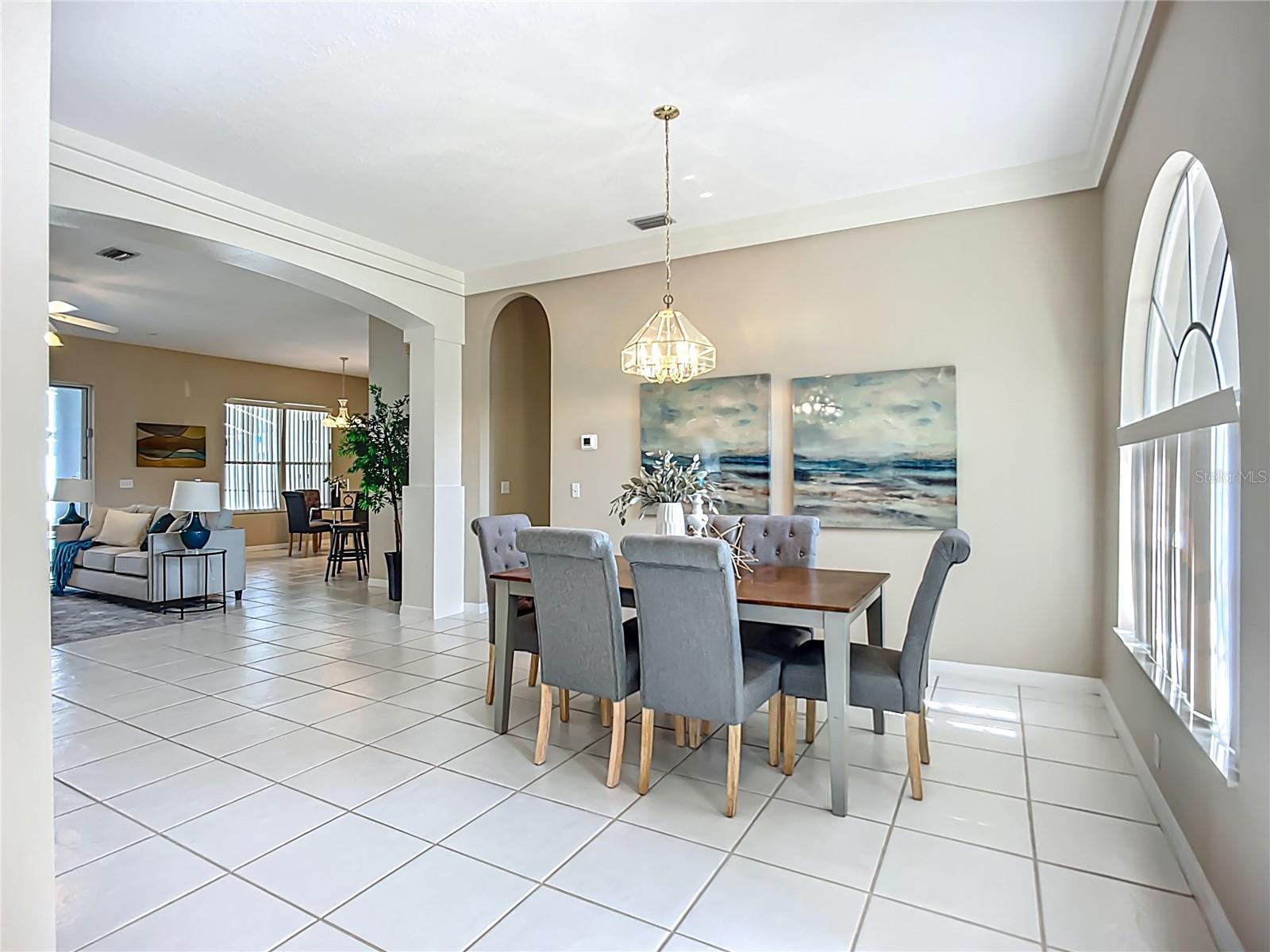 Image 7 of 40 For 9803 Ocasta Street