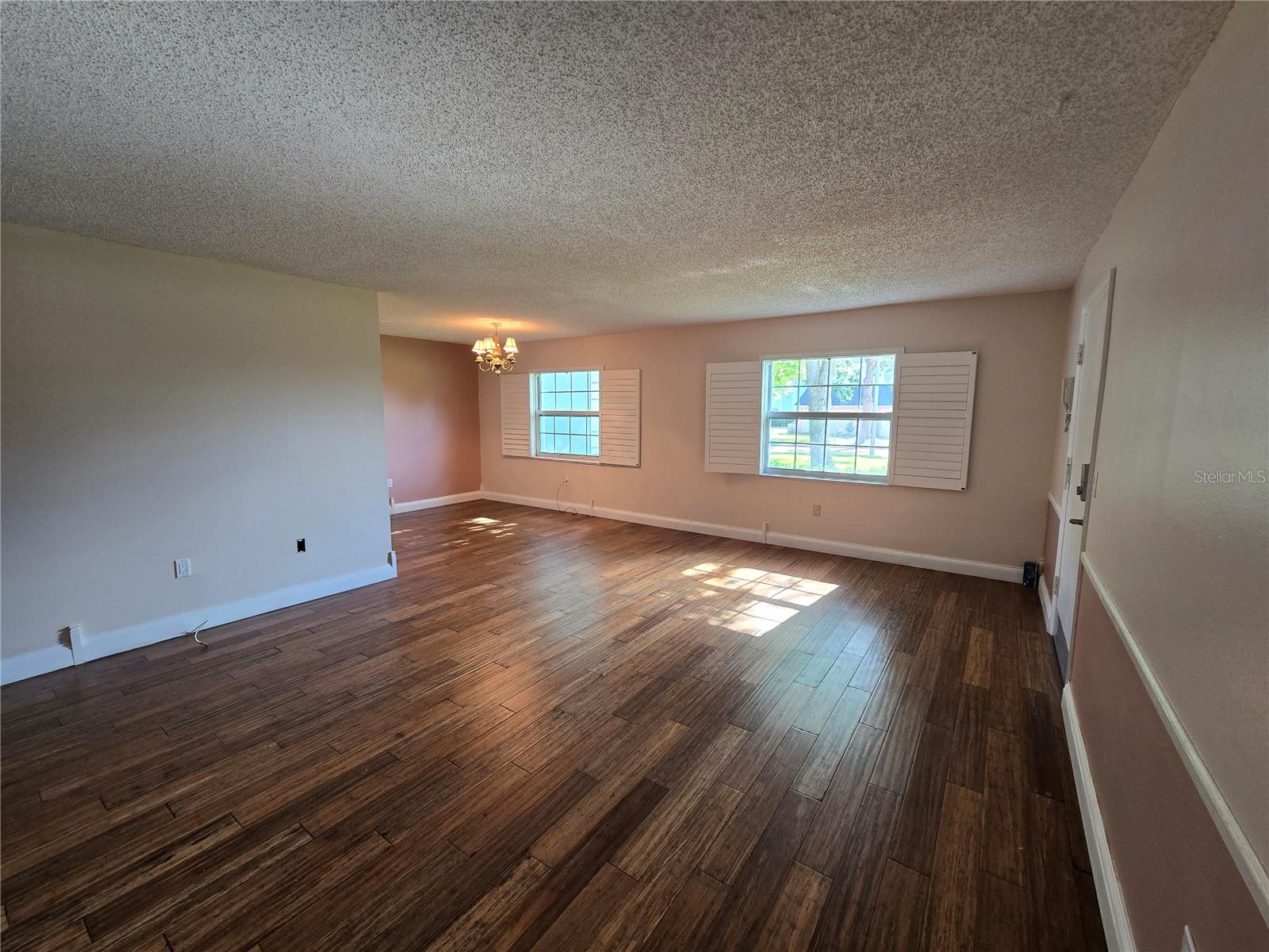 Image 3 of 12 For 1701 Belleair Forest Drive B