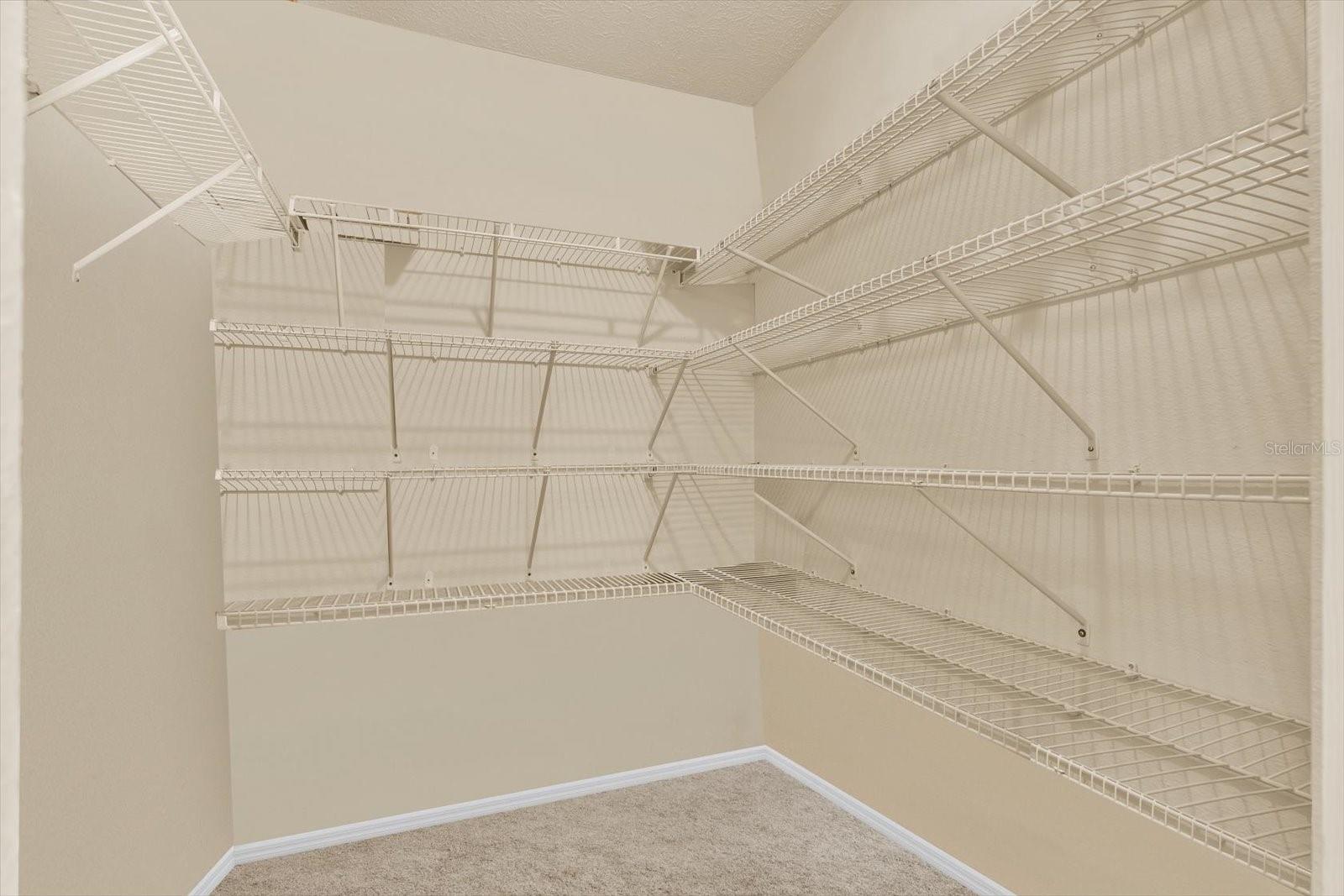 Image 14 of 40 For 7858 Roundelay Drive