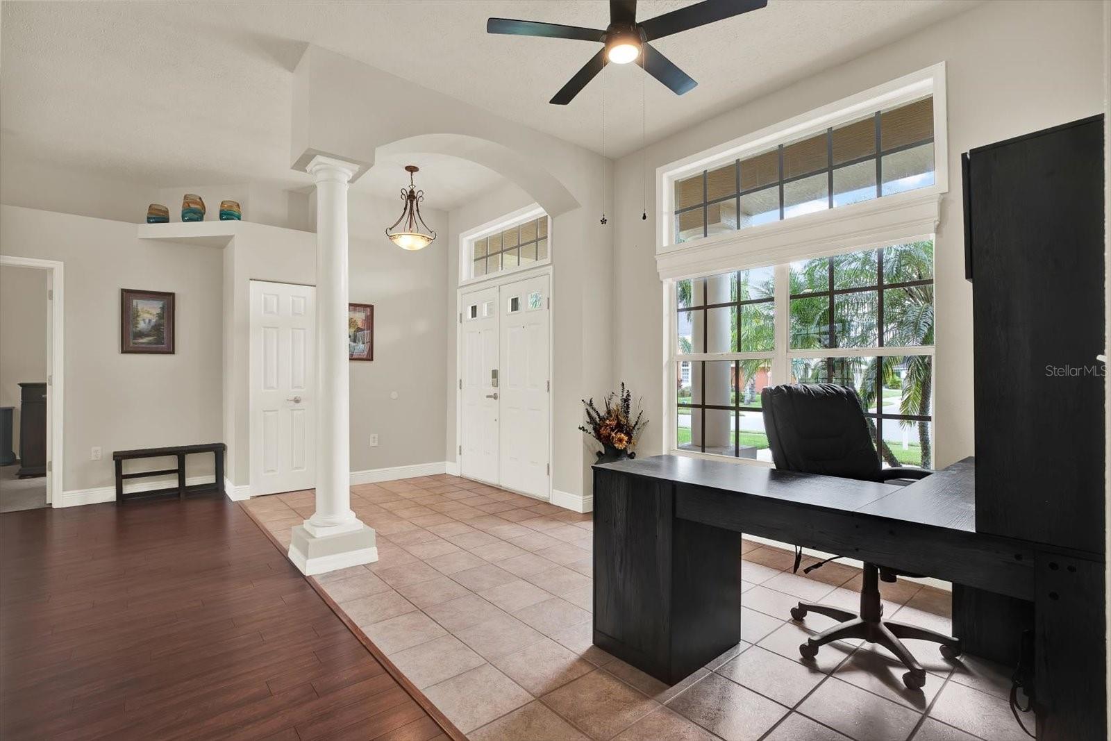Image 15 of 40 For 7858 Roundelay Drive