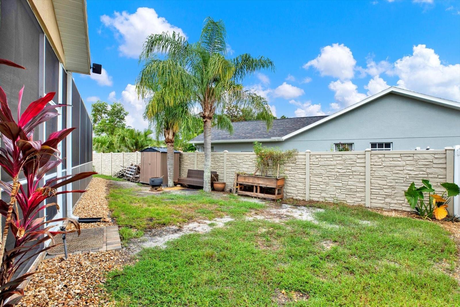Image 35 of 40 For 7858 Roundelay Drive
