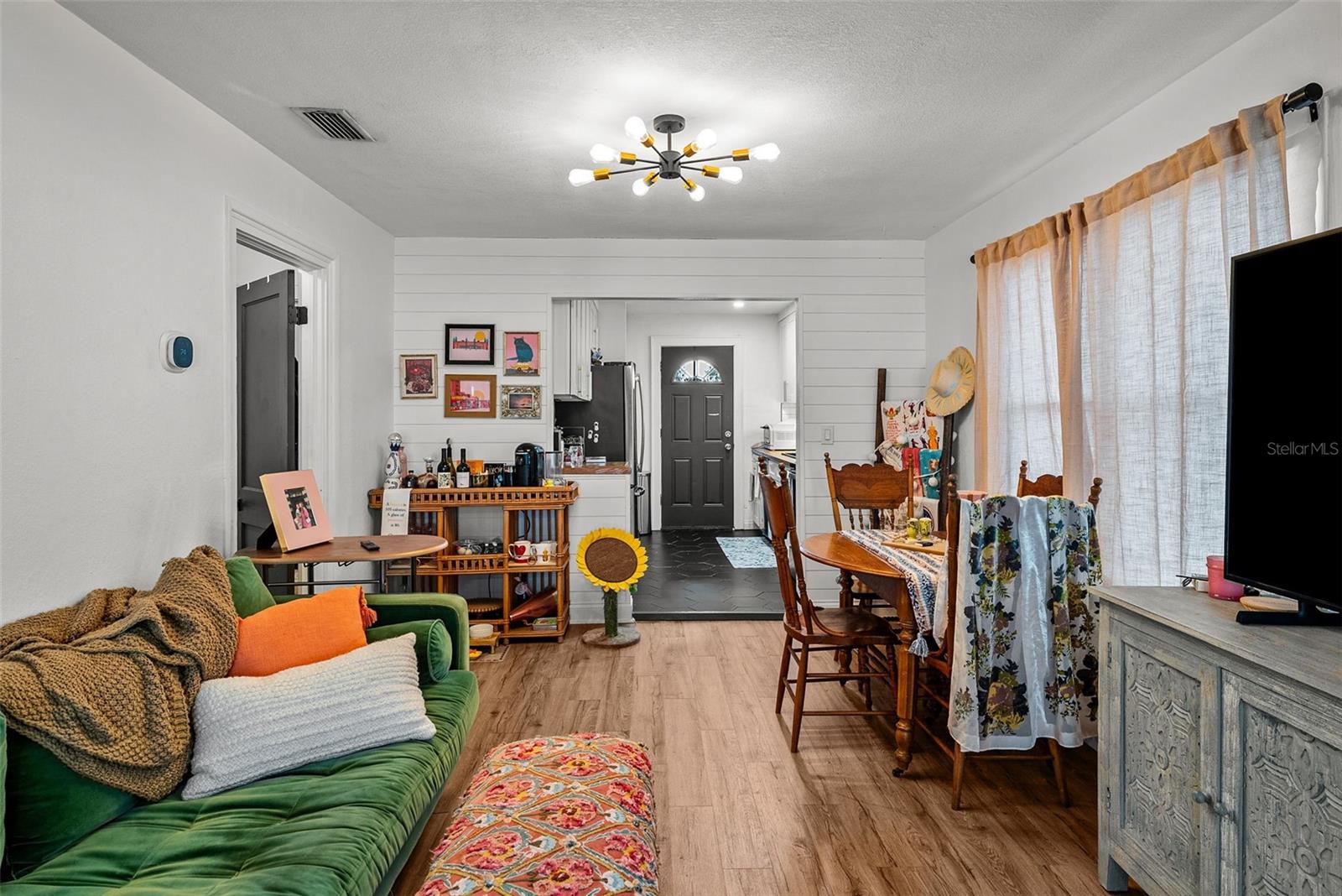 Image 13 of 45 For 1144 La Salle Street