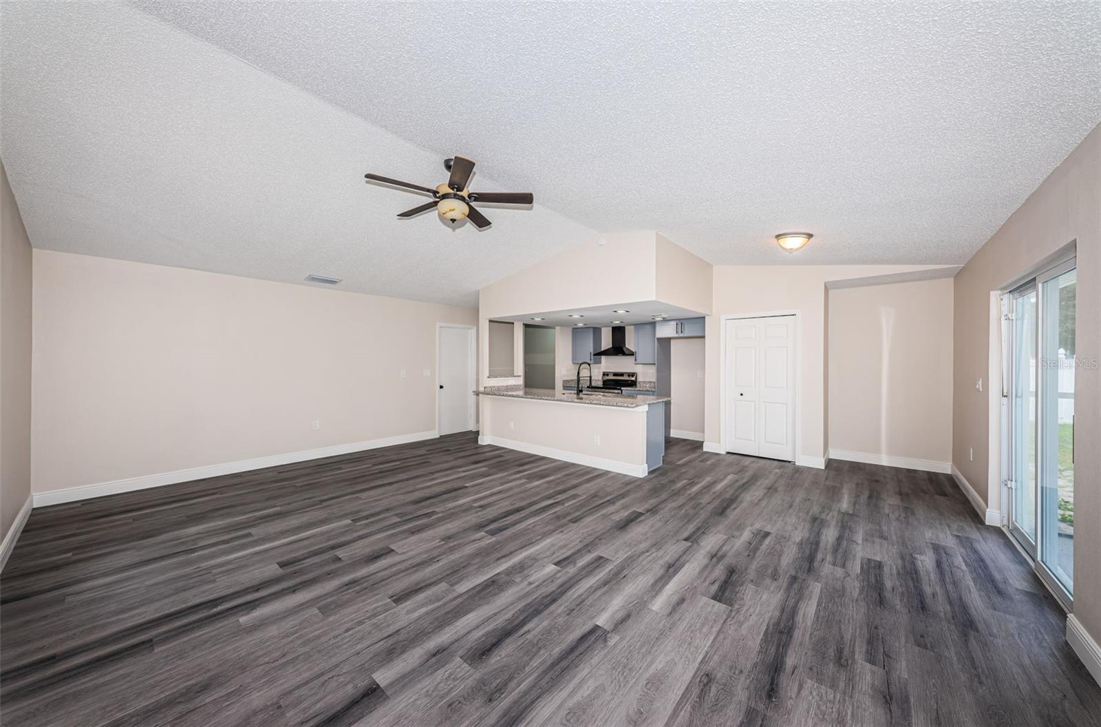 Image 11 of 43 For 10809 65th Way N
