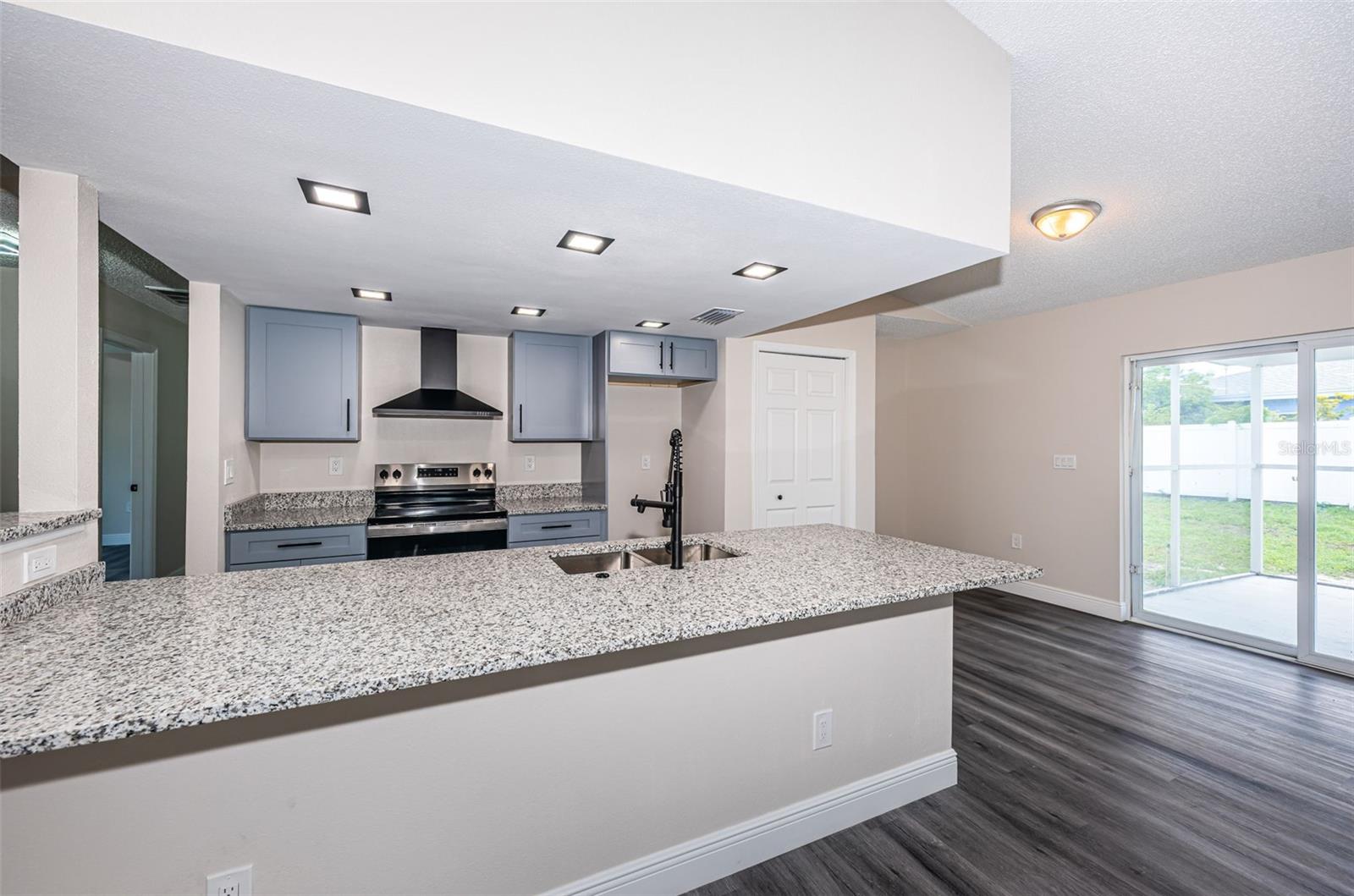 Image 16 of 43 For 10809 65th Way N