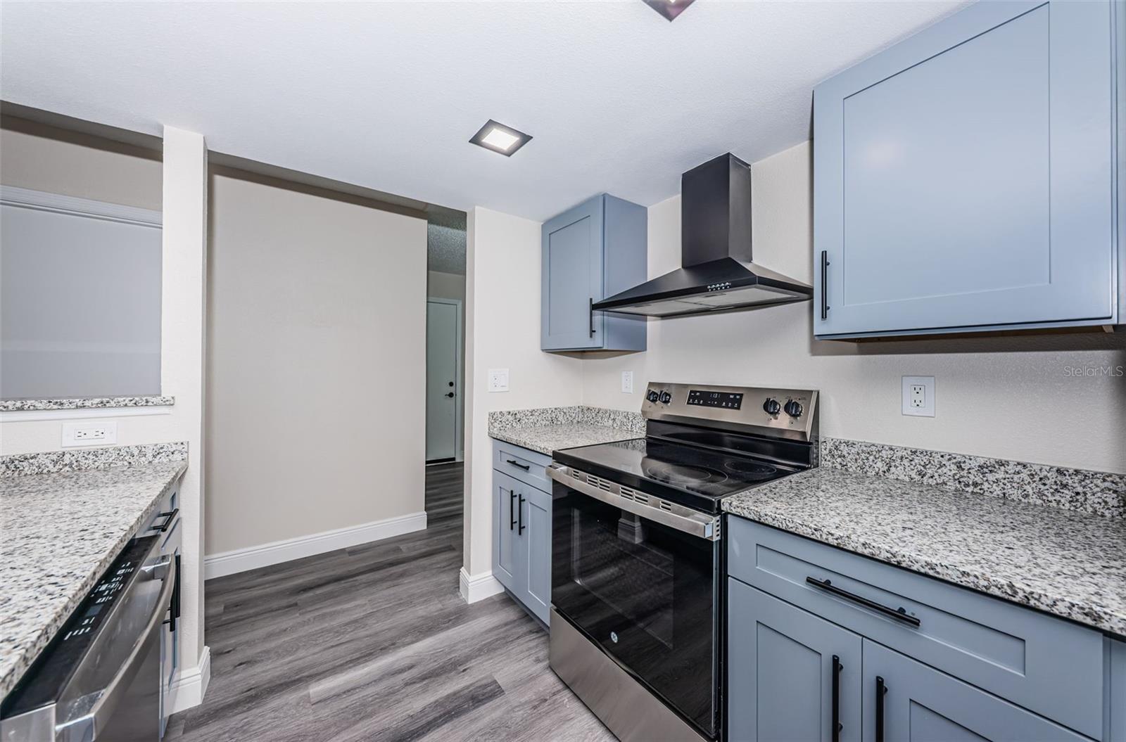 Image 20 of 43 For 10809 65th Way N