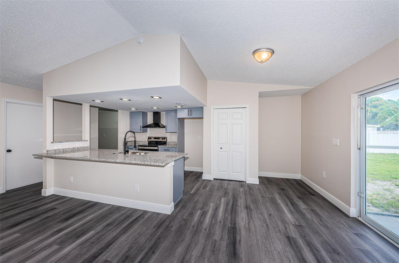 Image 23 of 43 For 10809 65th Way N