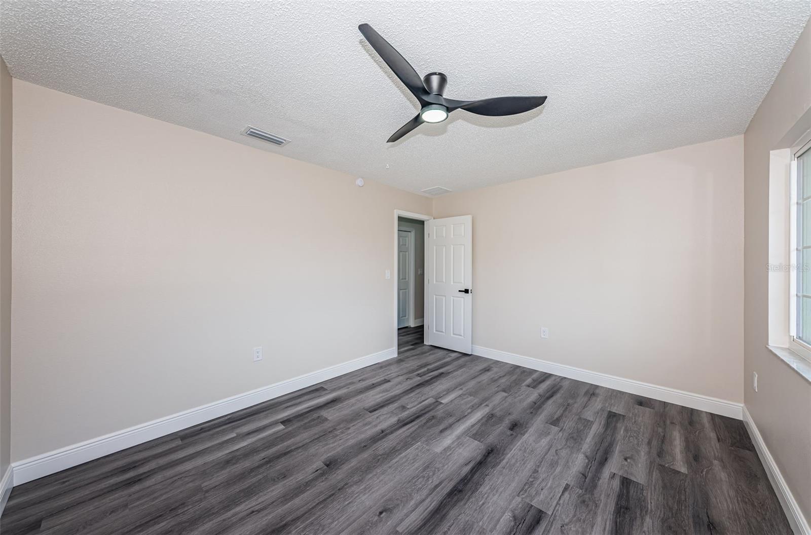 Image 30 of 43 For 10809 65th Way N
