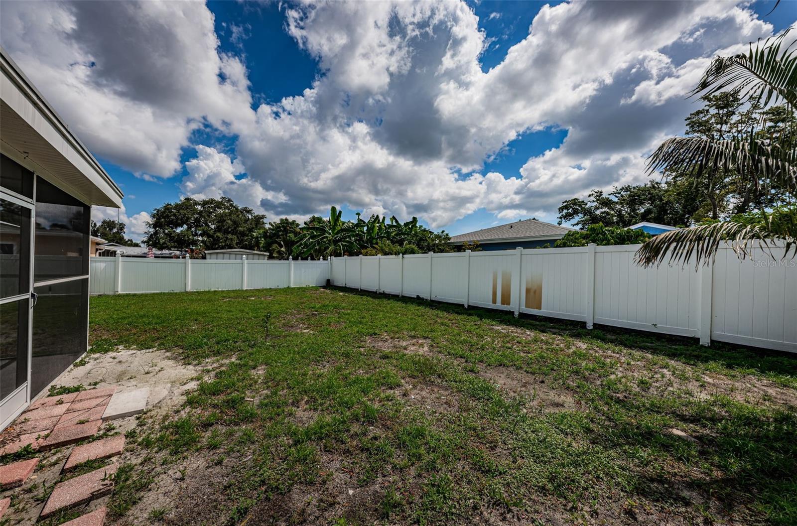 Image 32 of 43 For 10809 65th Way N