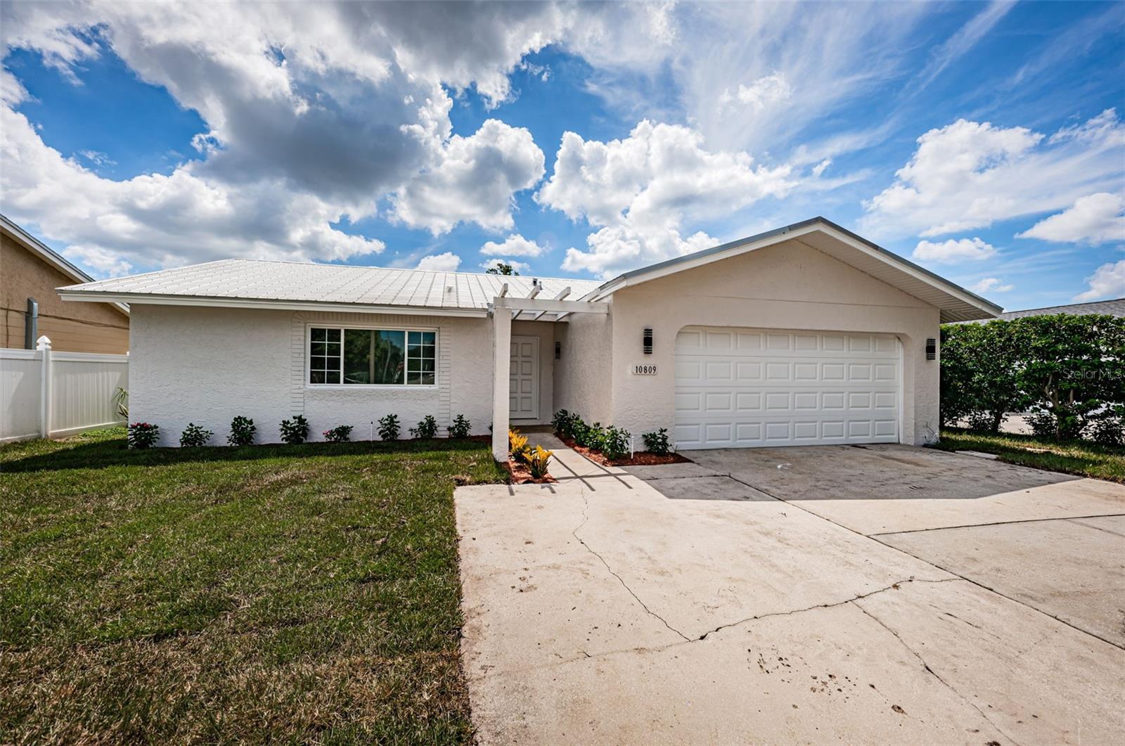 Image 4 of 43 For 10809 65th Way N