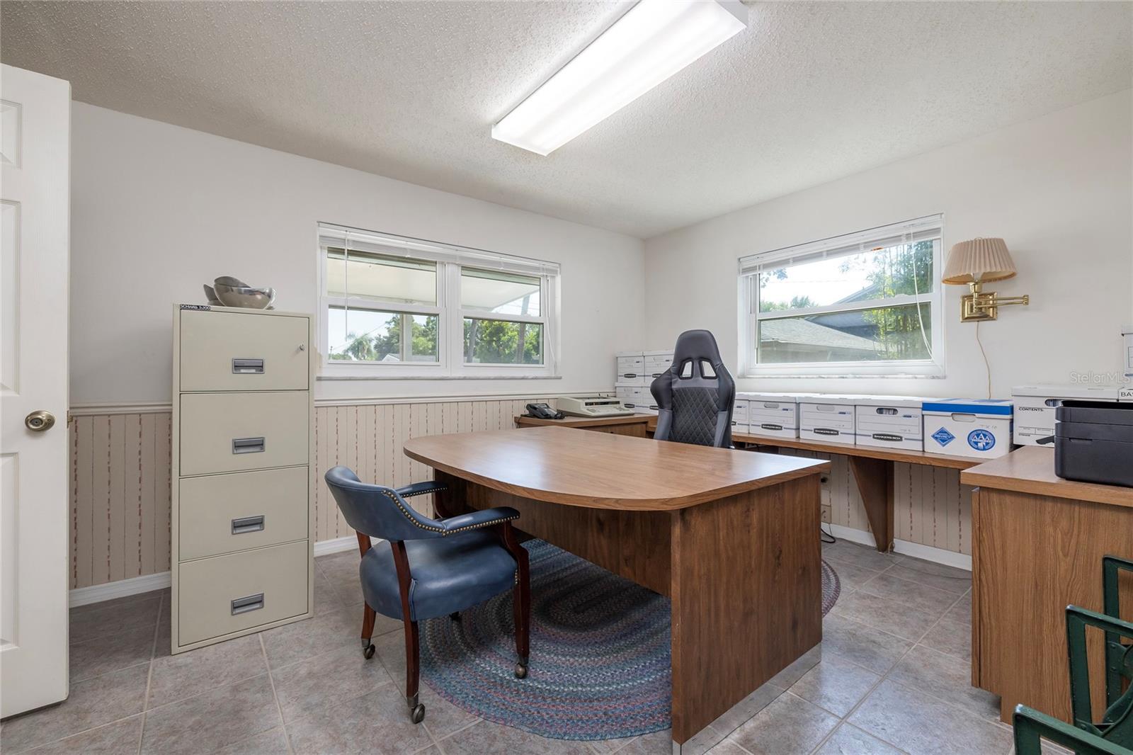 Image 11 of 39 For 2300 Bay Drive