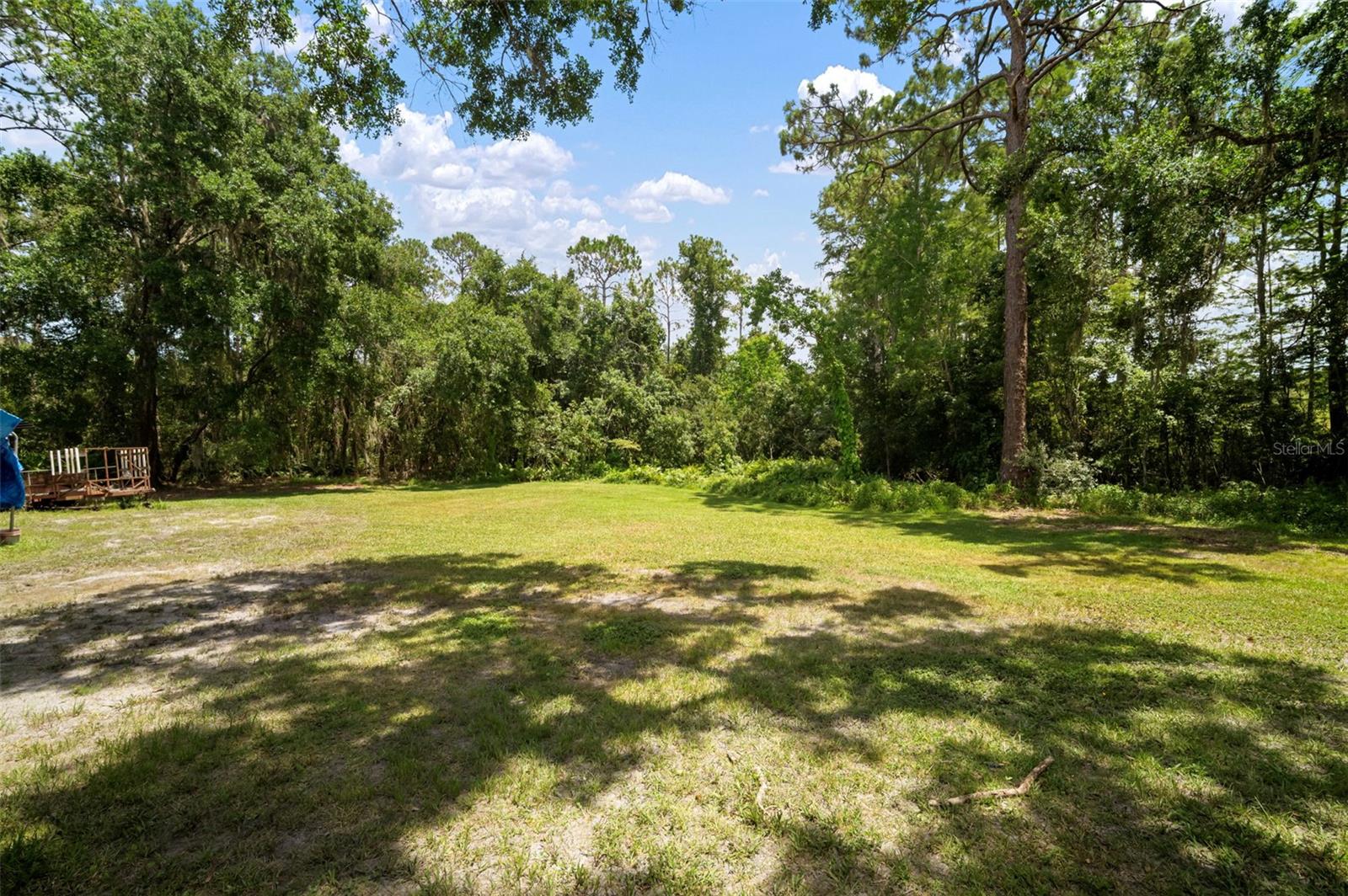 Listing photo id 9 for 13020 Sugar Creek Boulevard