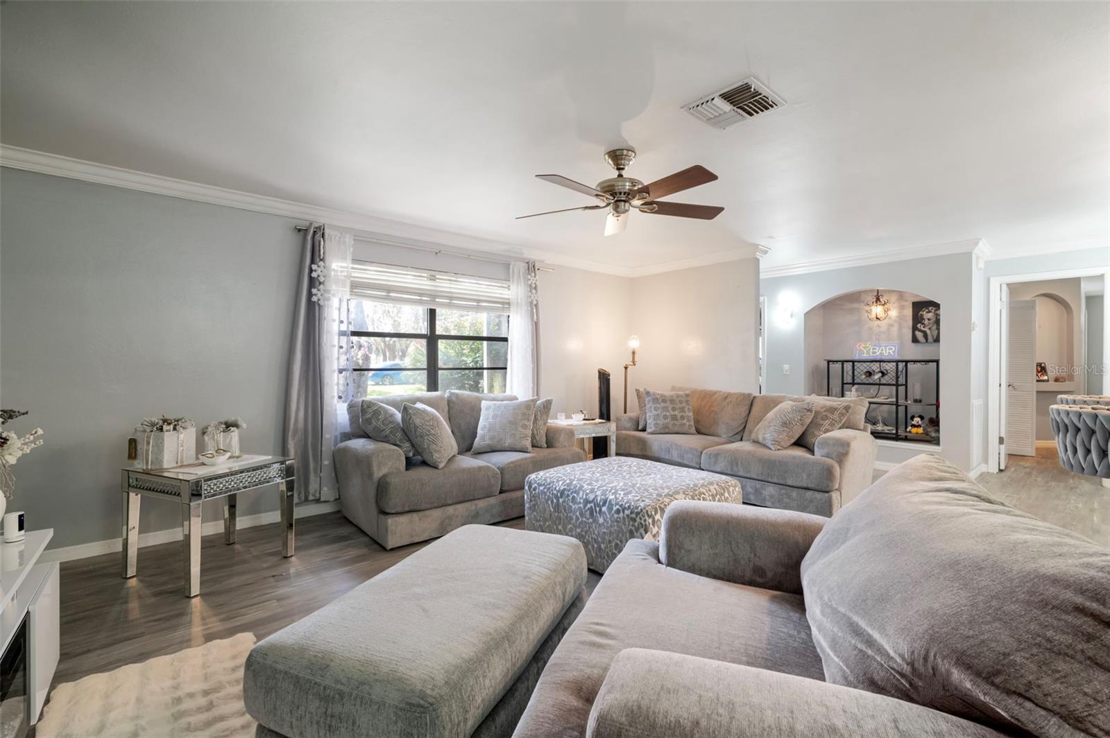Listing photo id 14 for 13020 Sugar Creek Boulevard