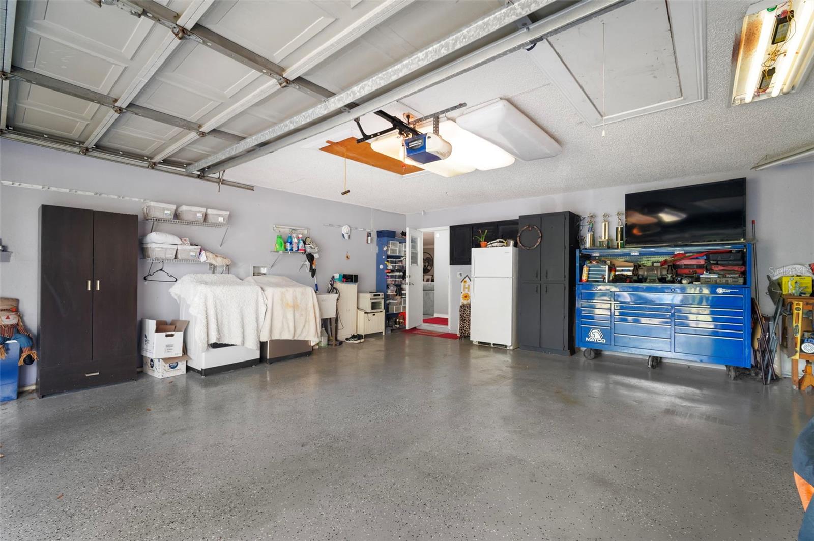 Listing photo id 27 for 13020 Sugar Creek Boulevard
