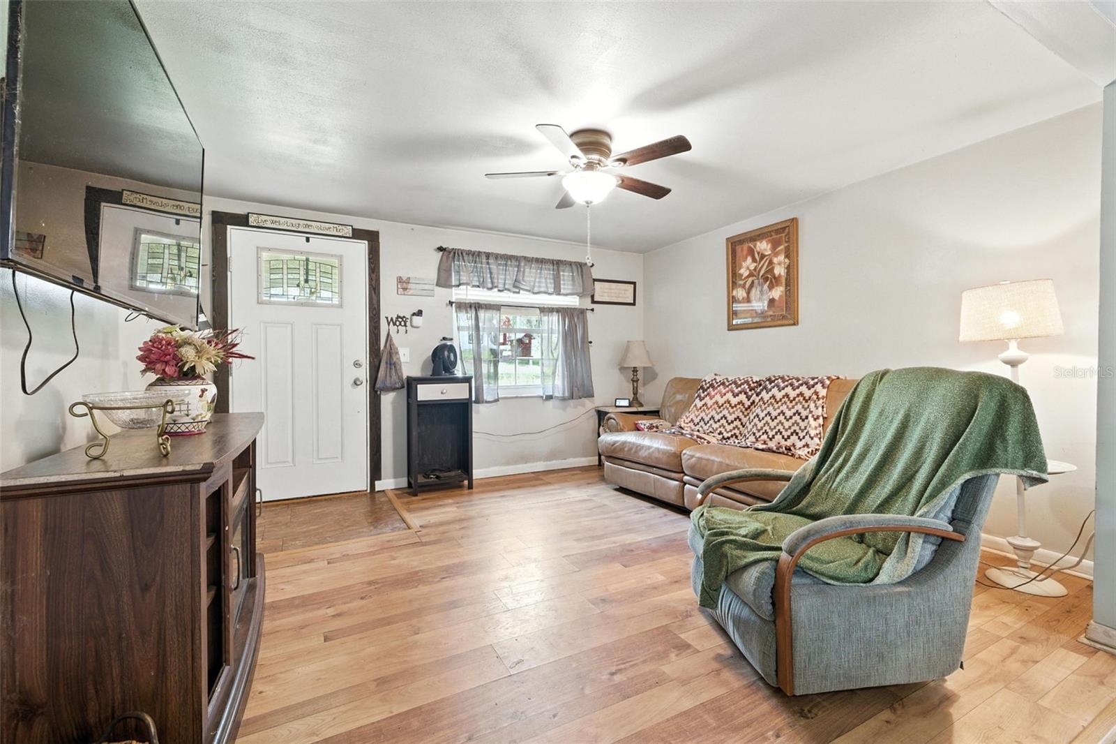 Listing photo id 7 for 4244 Ryals Road