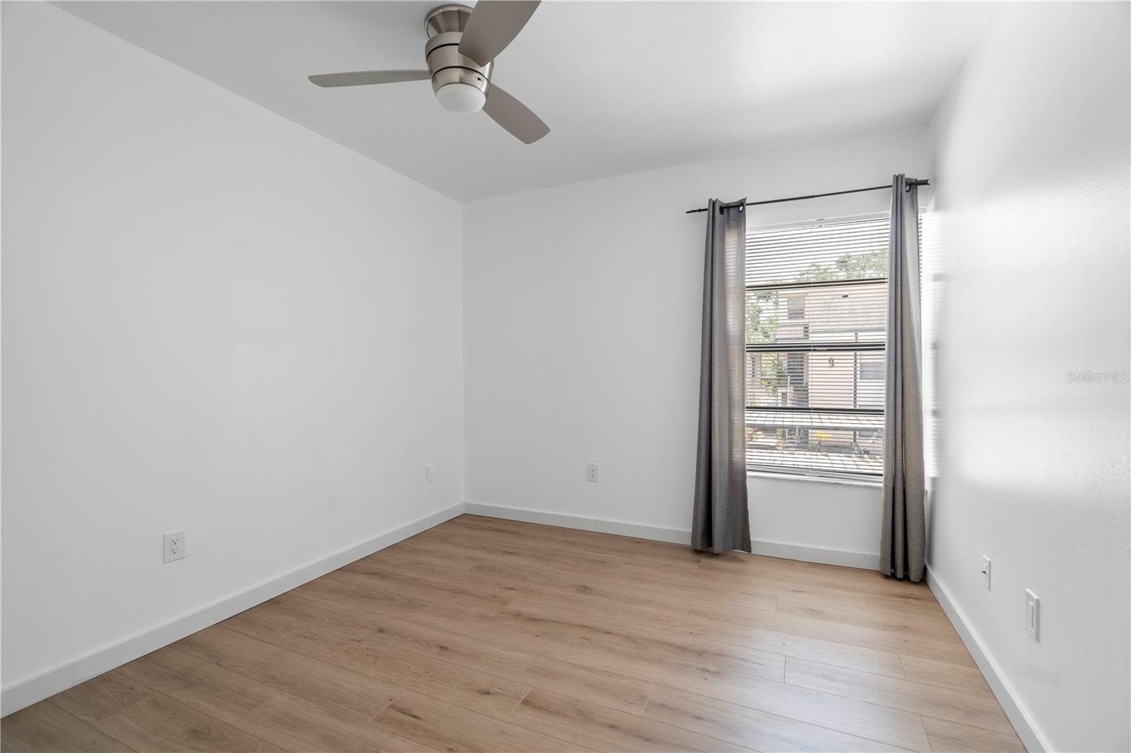 Image 27 of 54 For 5119 Puritan Circle 1125