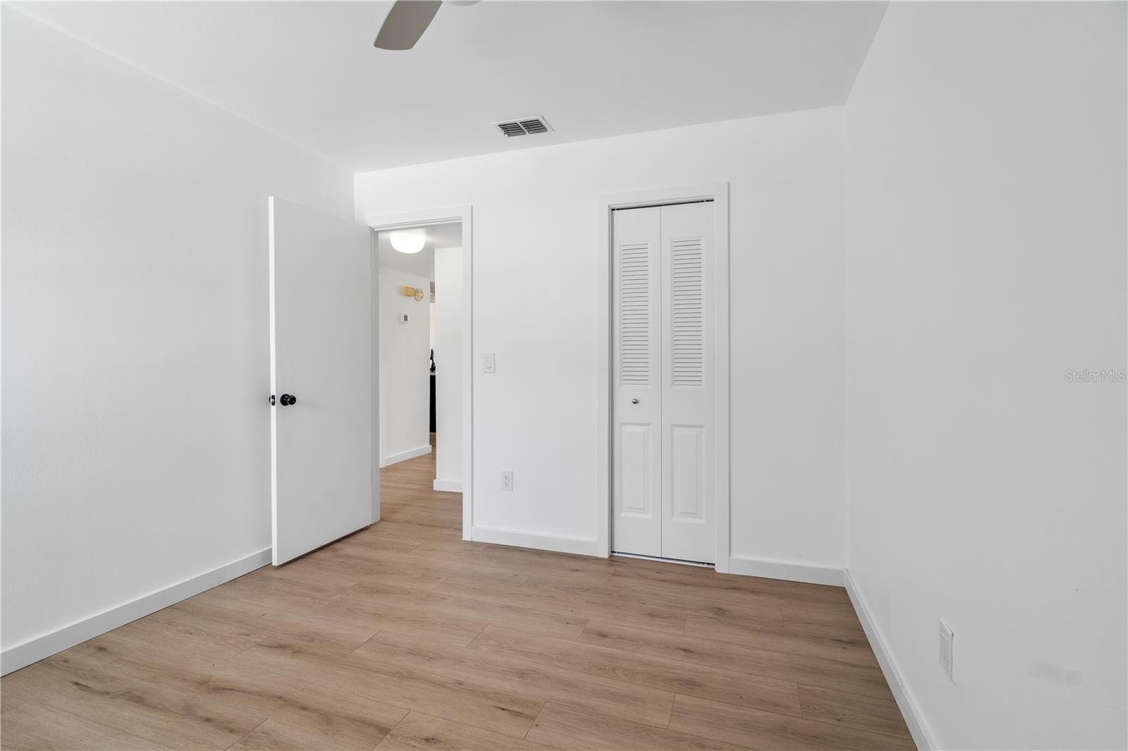 Image 29 of 54 For 5119 Puritan Circle 1125