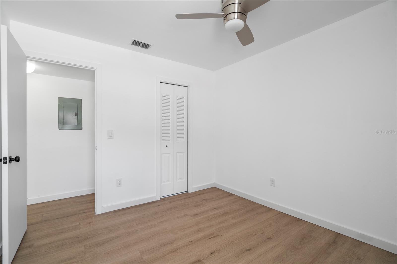 Image 30 of 54 For 5119 Puritan Circle 1125