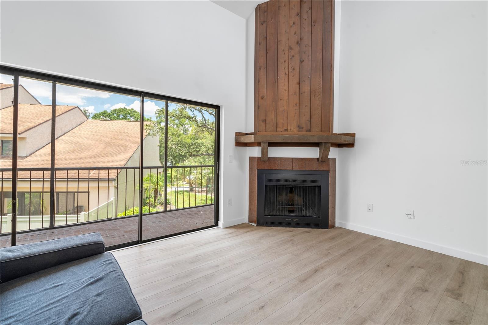 Image 4 of 54 For 5119 Puritan Circle 1125