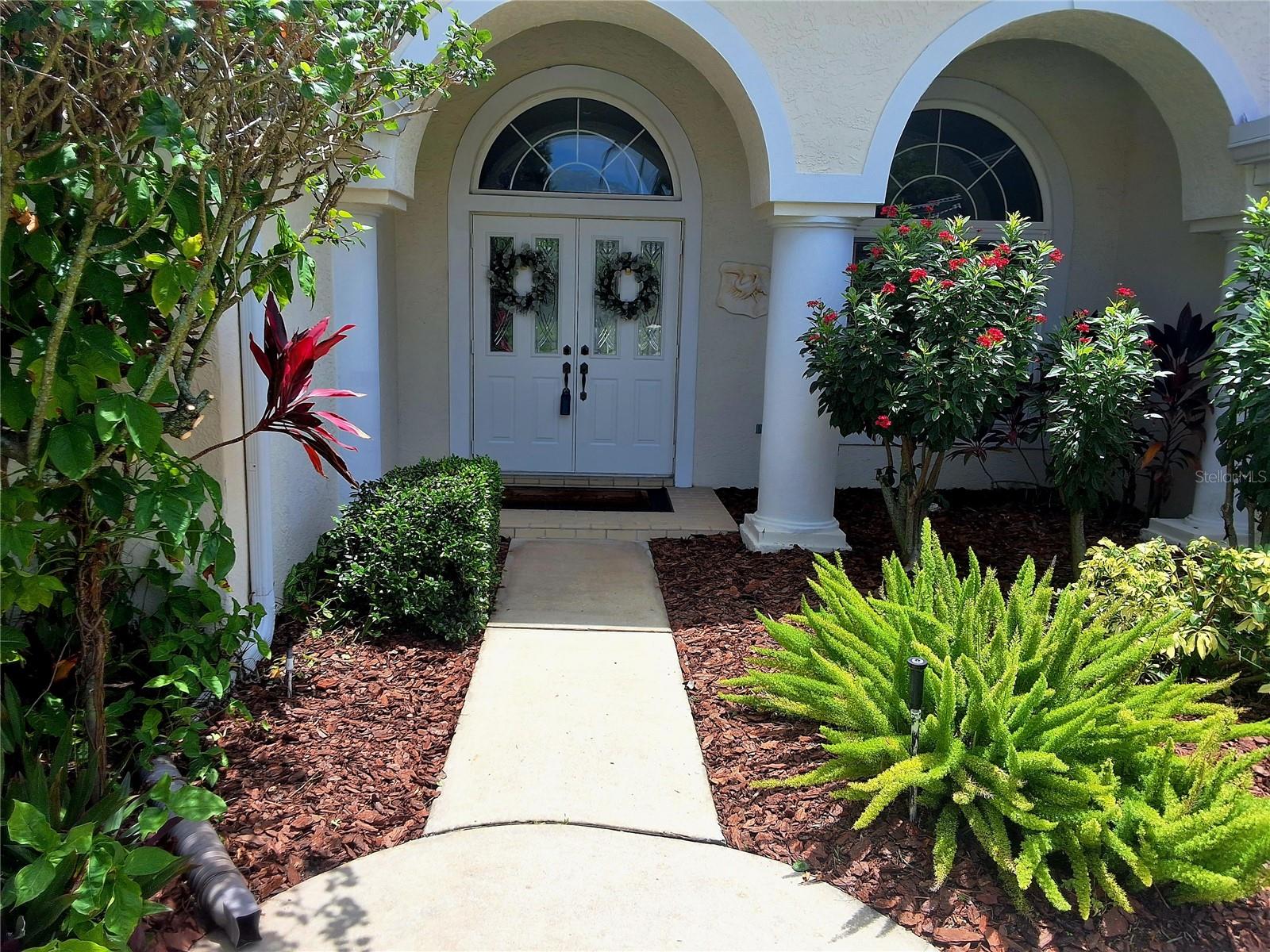 Listing photo id 1 for 2407 Anthony Avenue