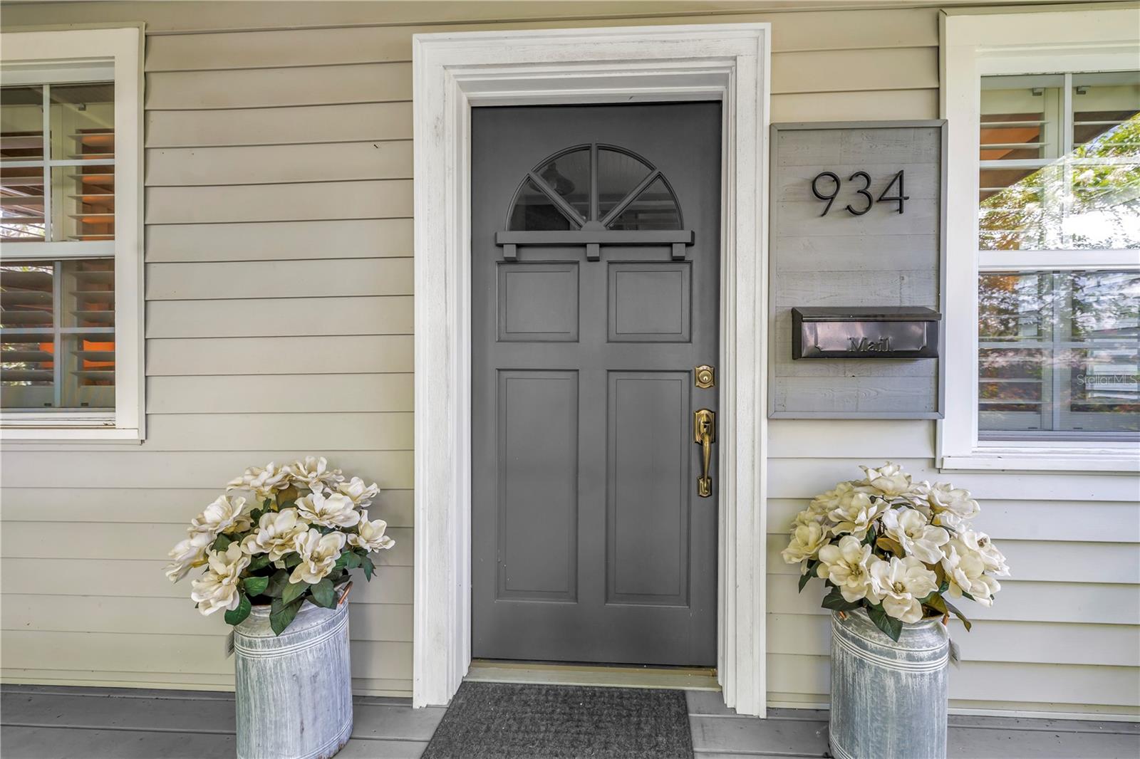 Image 2 of 58 For 934 21st Avenue N