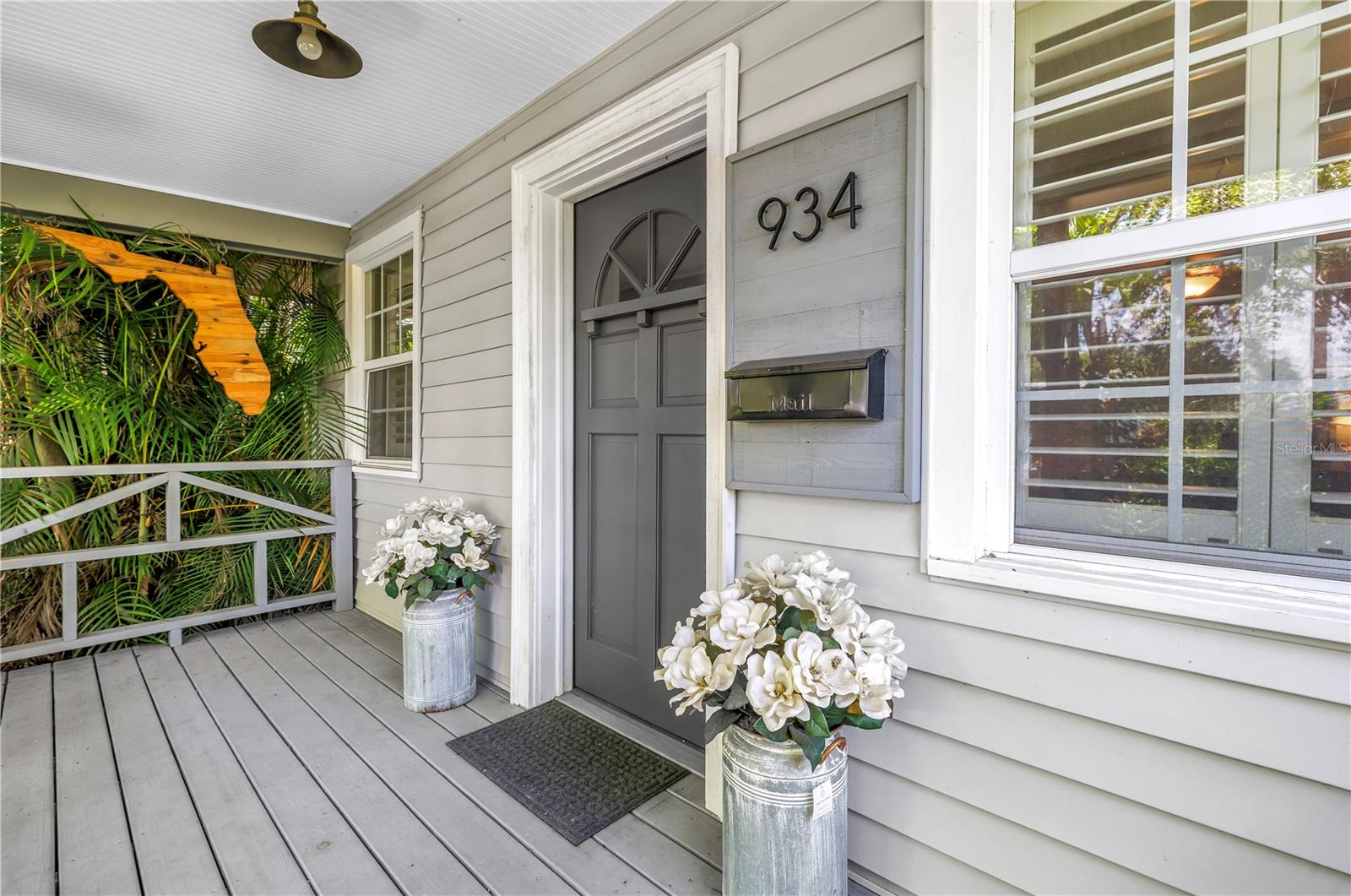 Image 3 of 58 For 934 21st Avenue N