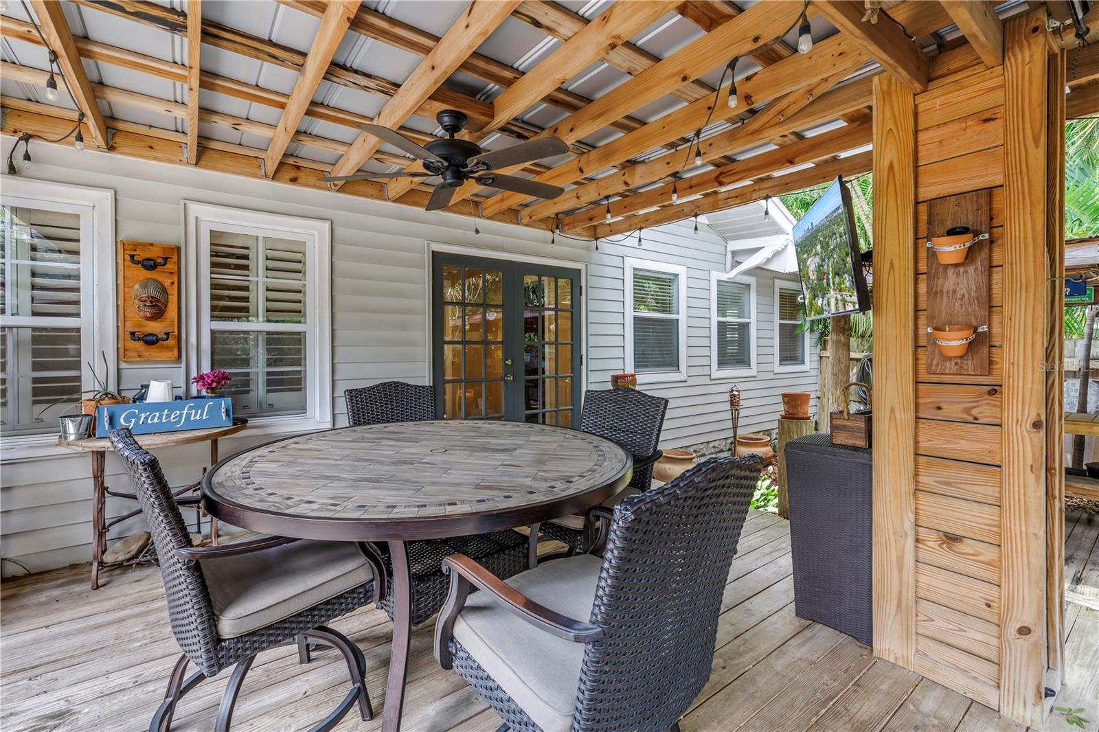 Image 33 of 58 For 934 21st Avenue N