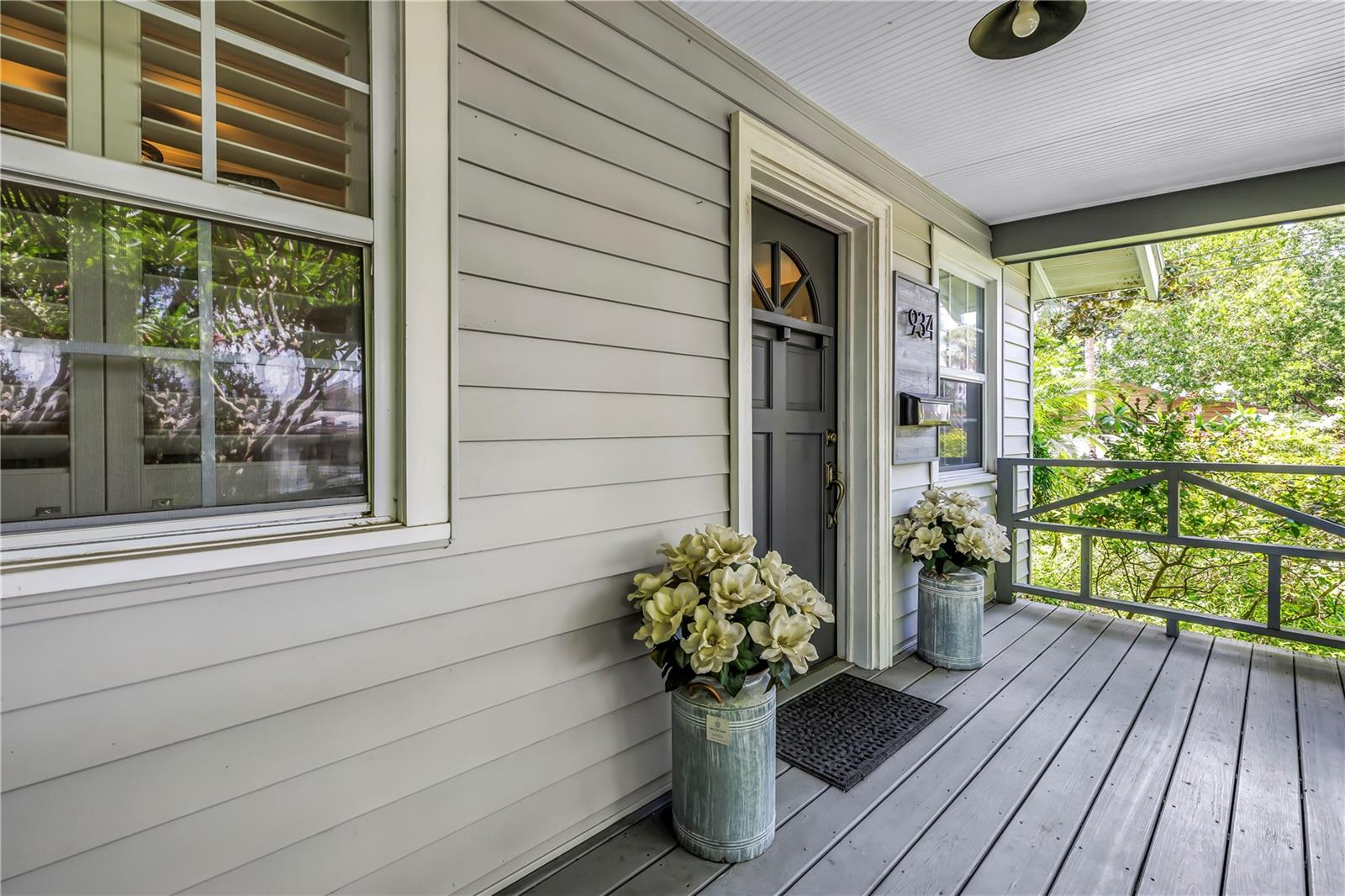 Image 4 of 58 For 934 21st Avenue N