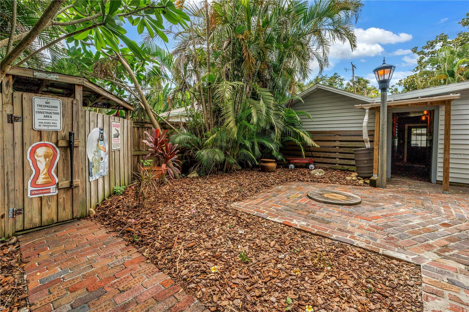 Image 43 of 58 For 934 21st Avenue N