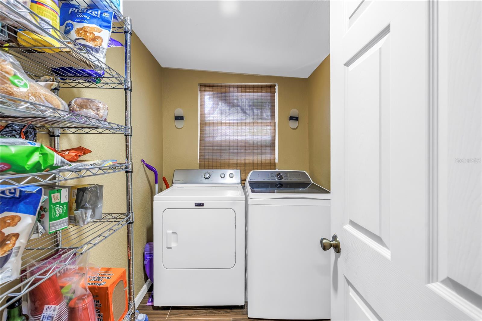 Image 47 of 58 For 934 21st Avenue N