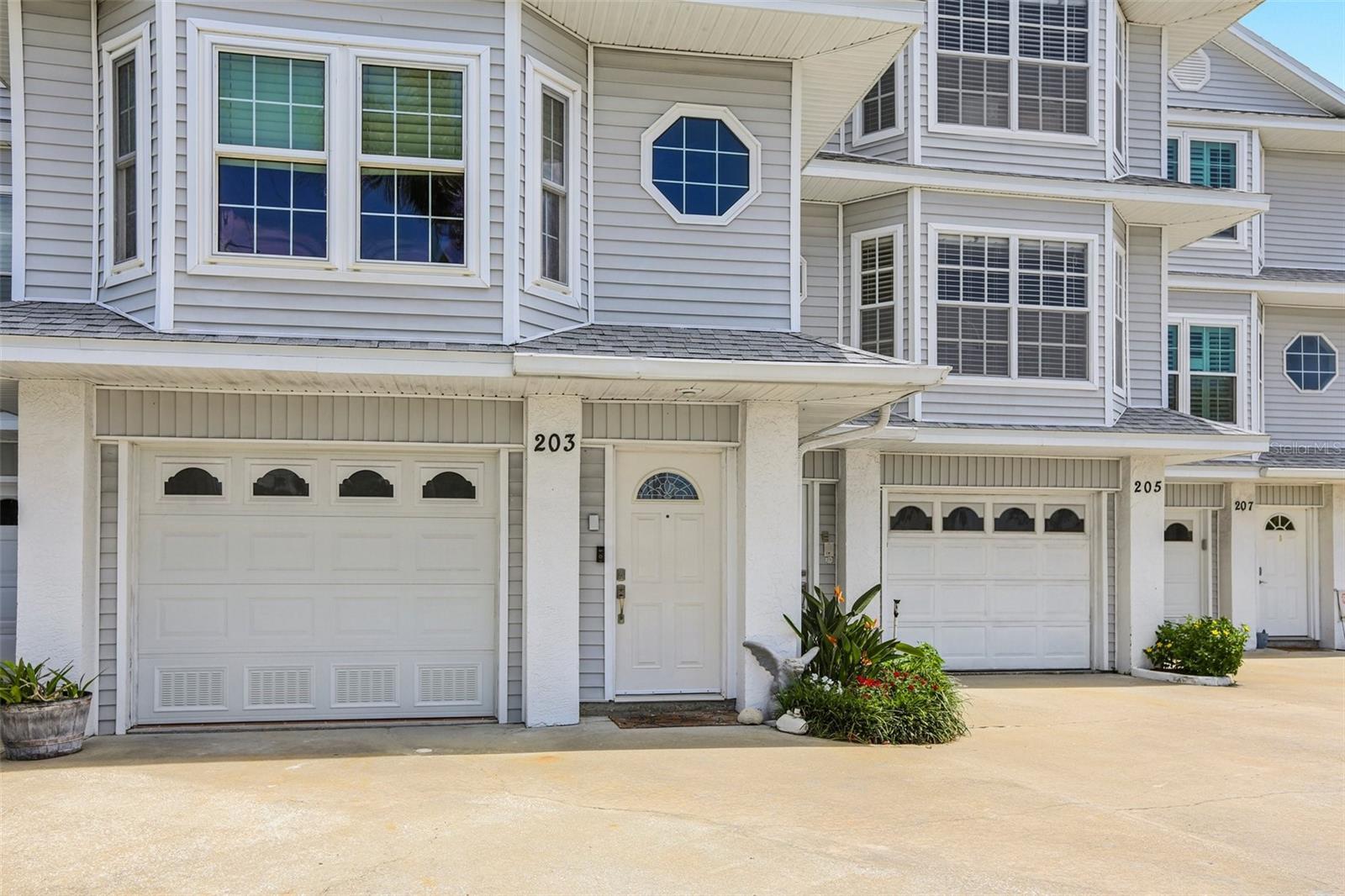 Image 3 of 30 For 203 46th Avenue