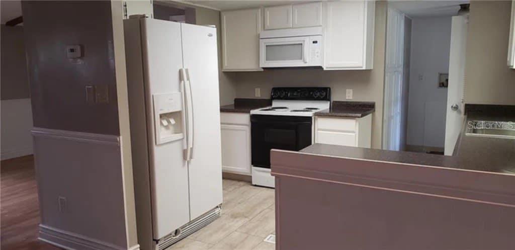 Image 7 of 10 For 4008 Pine Lane