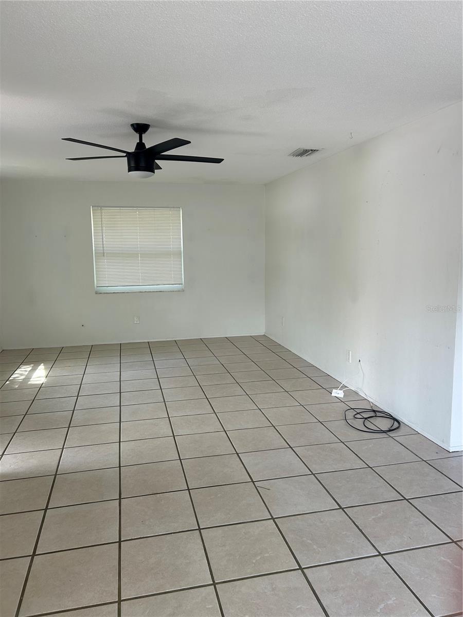Image 5 of 5 For 449 Jewell Court 3