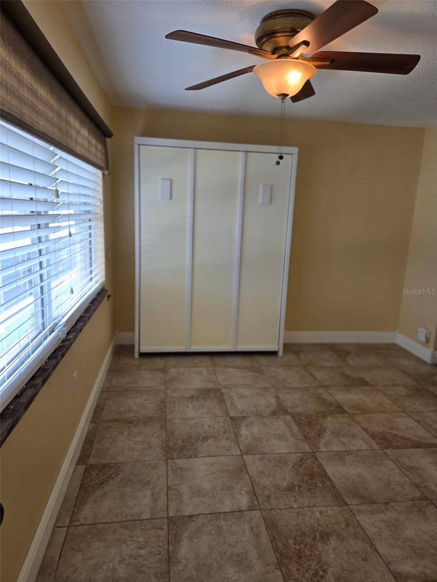 Image 12 of 33 For 10032 65th Avenue N 19