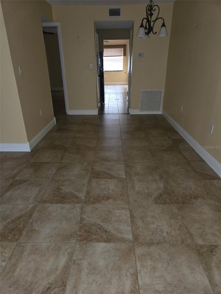 Image 13 of 33 For 10032 65th Avenue N 19