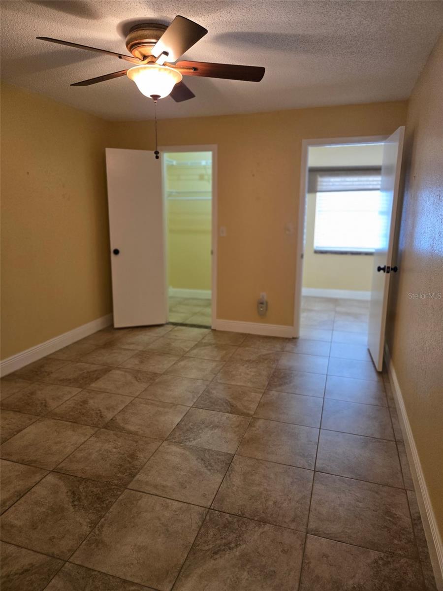 Image 14 of 33 For 10032 65th Avenue N 19