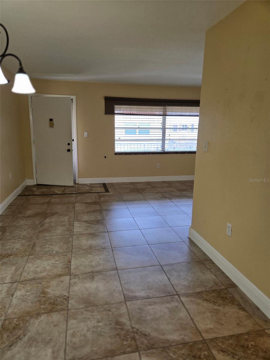 Image 15 of 33 For 10032 65th Avenue N 19