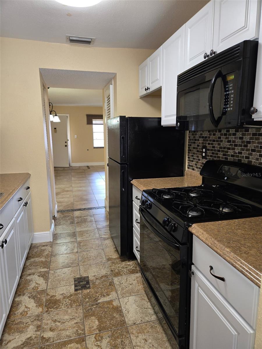 Image 2 of 33 For 10032 65th Avenue N 19