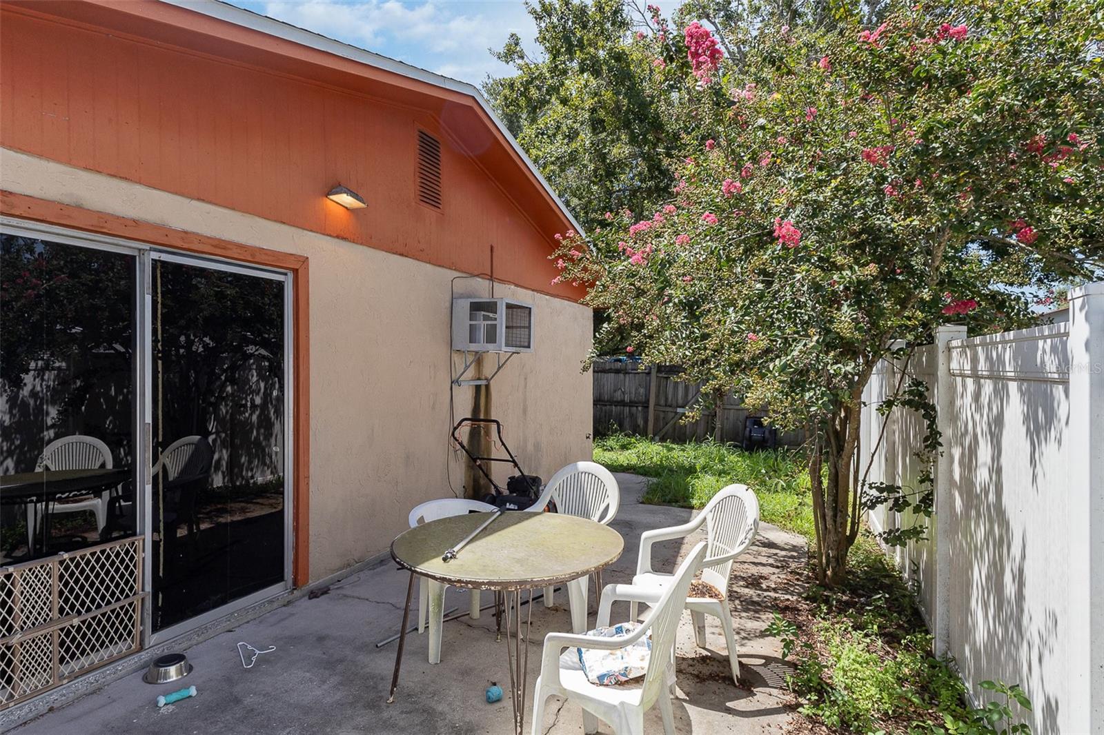 Image 18 of 23 For 4530 David Drive