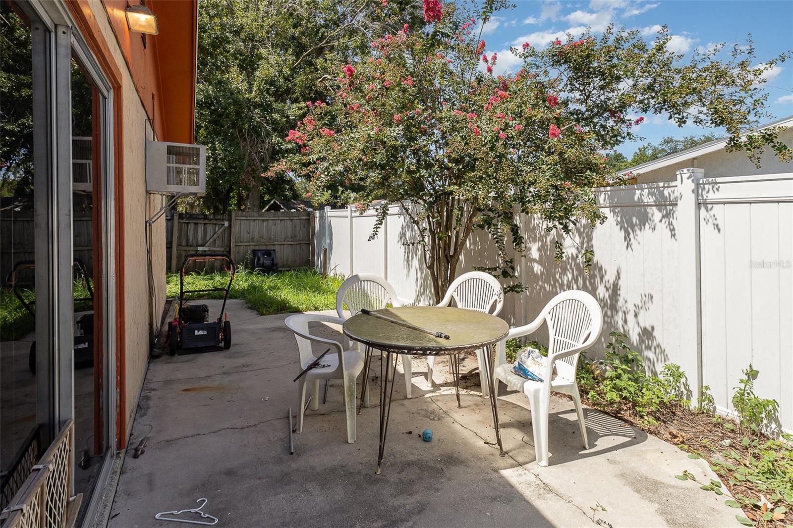 Image 19 of 23 For 4530 David Drive