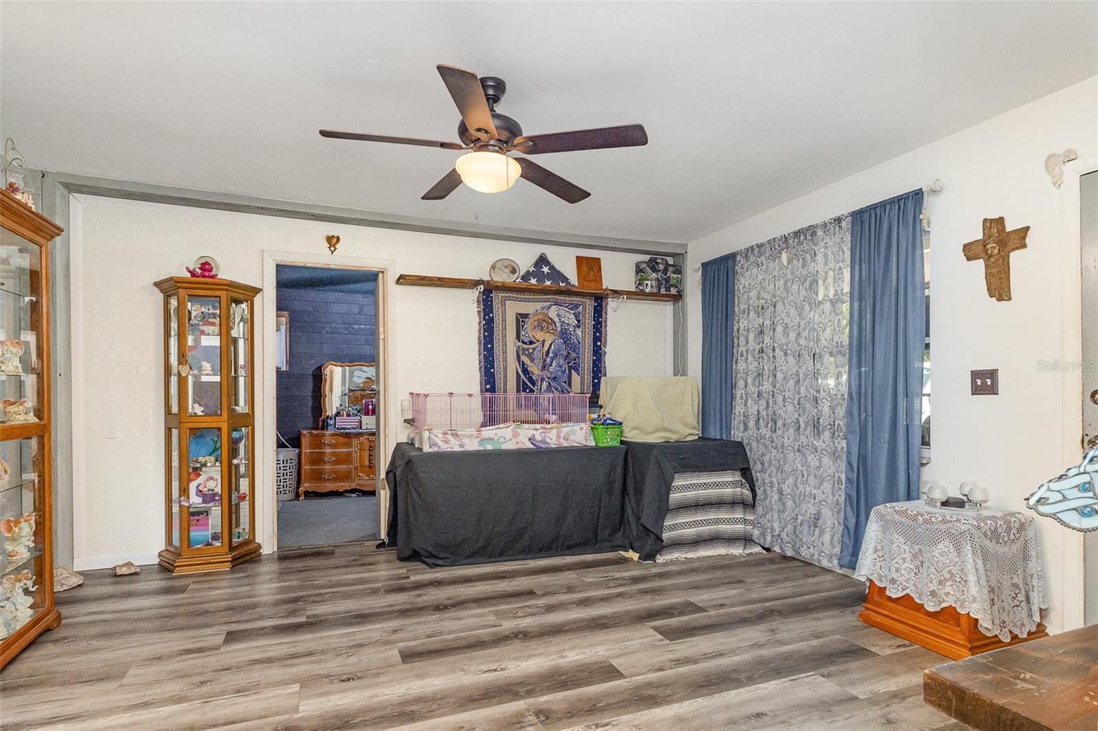 Image 4 of 23 For 4530 David Drive
